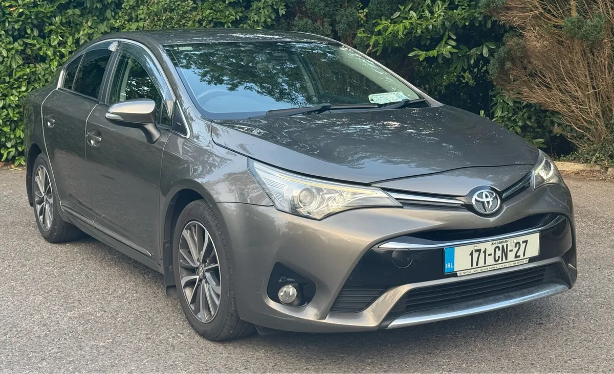 Toyota Avensis SOL - Image 1