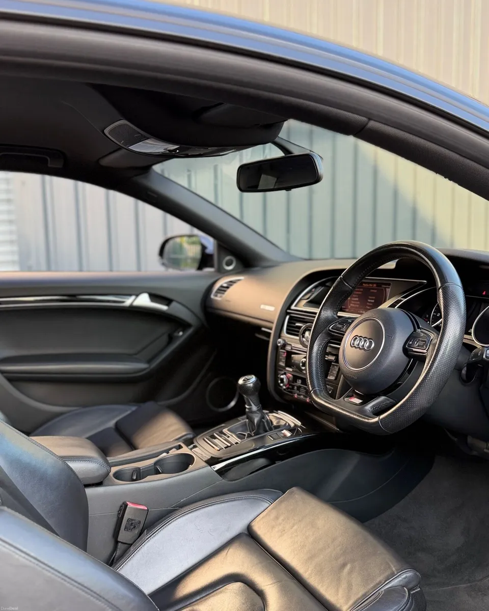 2013 (131) Audi A5 - S-line - Black Ed - Manual - Image 3