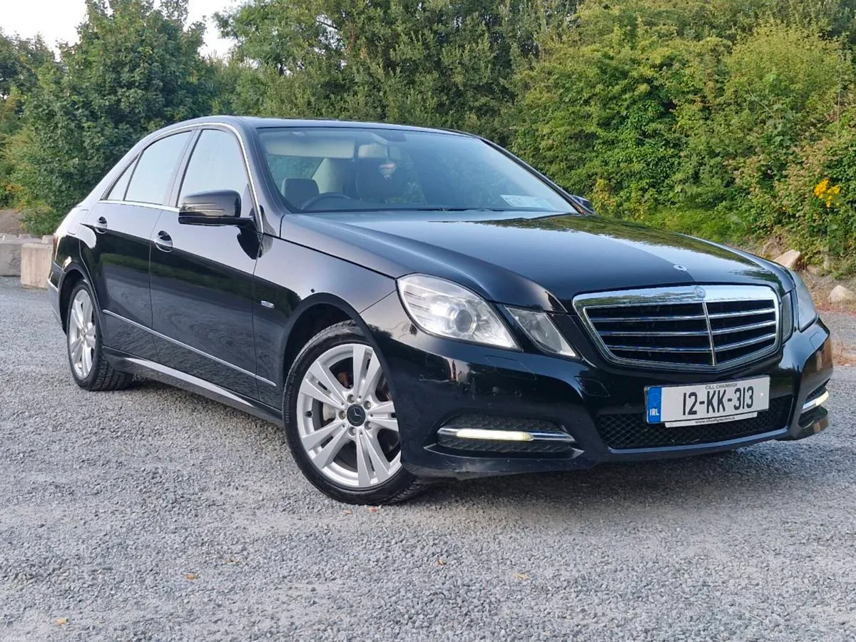 2012 Mercedes E220 diesel - Image 1