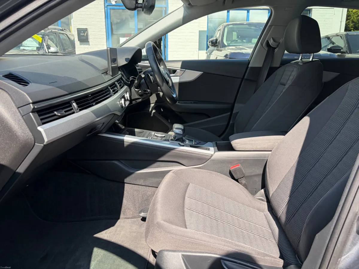 2018 AUDI A4 2.0TFSI SE AUTO - Image 4
