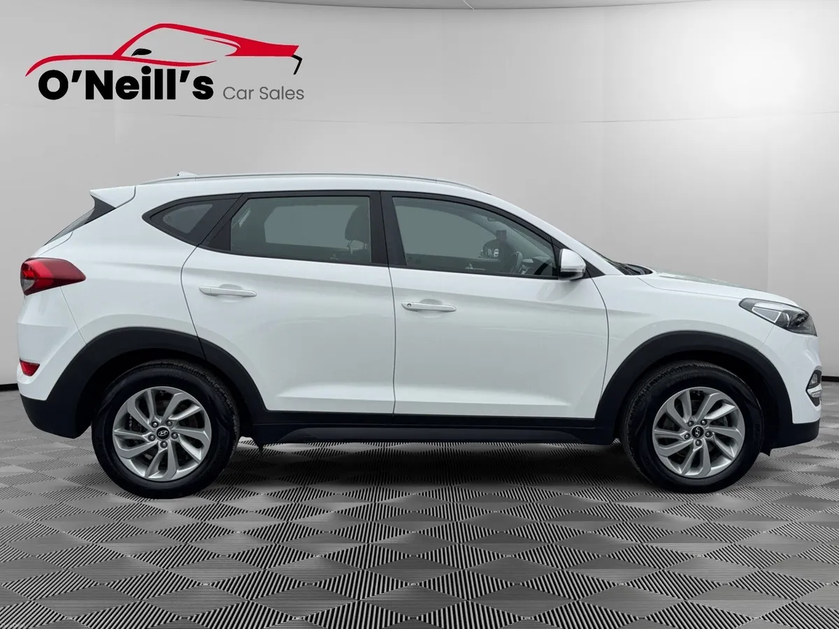 Hyundai Tucson 2018 1.7 SE BLD 116PS 5DR #419 - Image 5