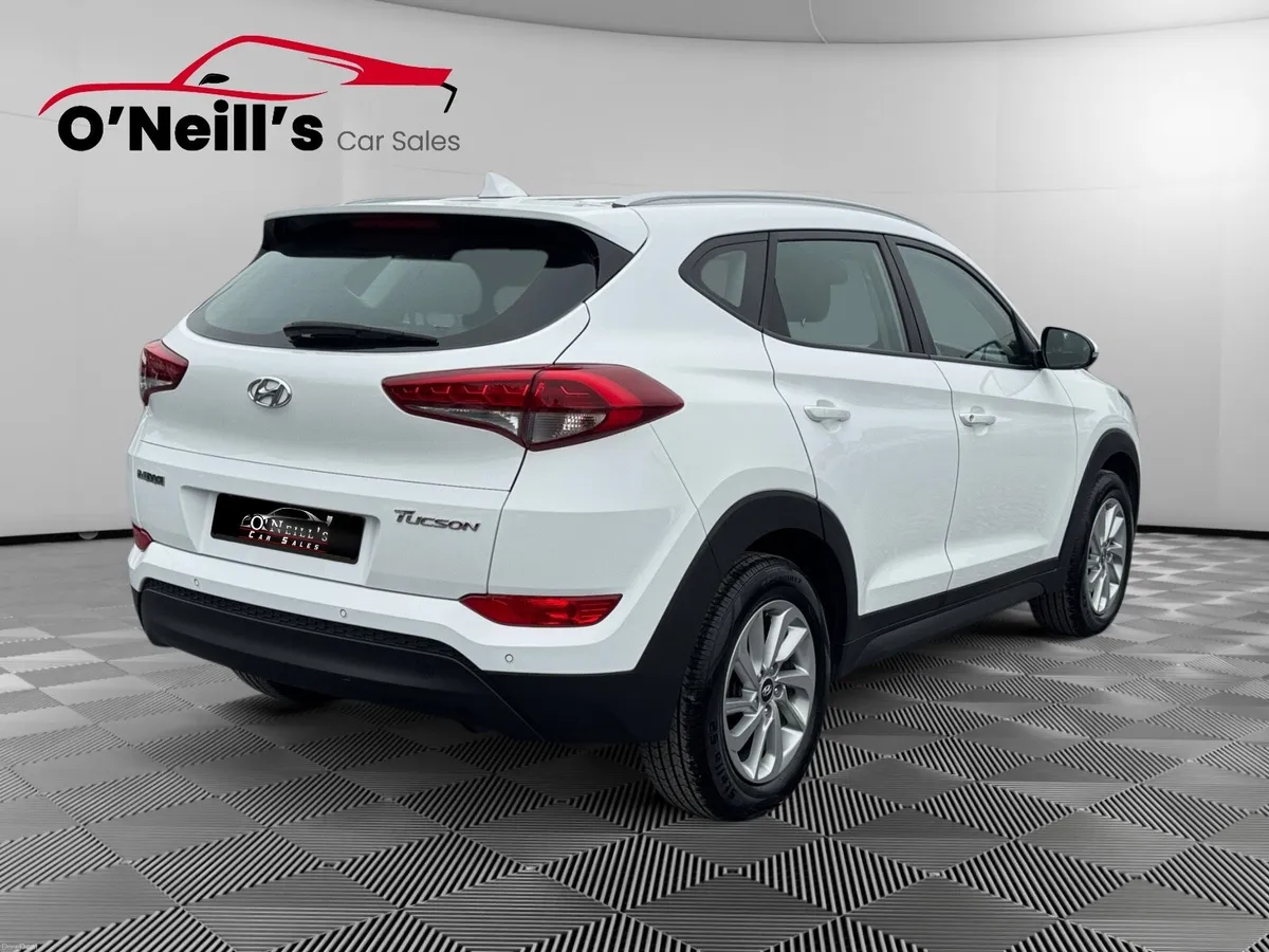 Hyundai Tucson 2018 1.7 SE BLD 116PS 5DR #419 - Image 6