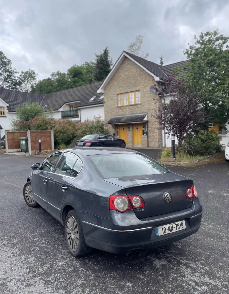 VW Passat 2010 - Image 4