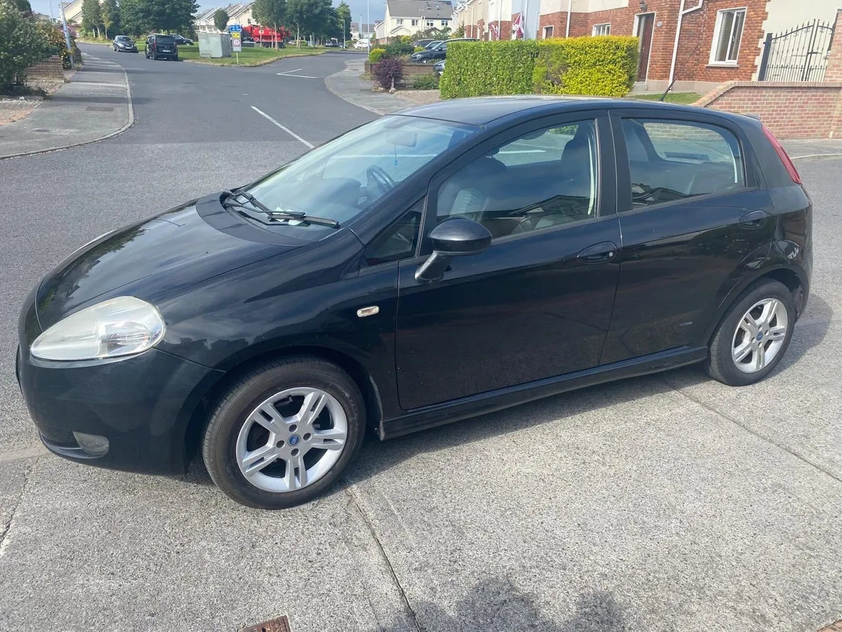 FIAT PUNTO 1.2 LOW MILEAGE - Image 1