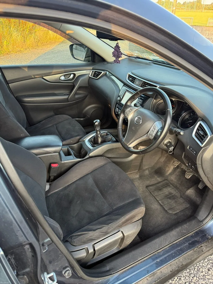 152 Nissan Xtrail 7 seater - Image 6