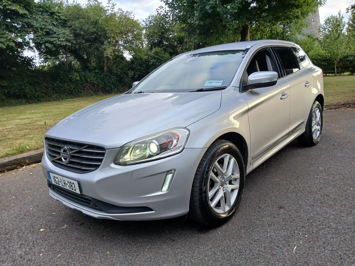 Volvo XC60 D5 Automatic - Image 3