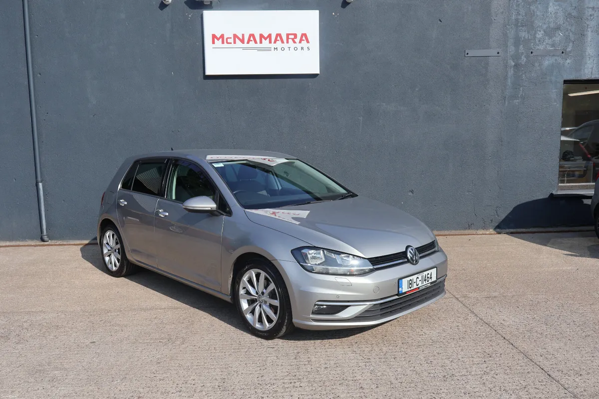 Volkswagen Golf Highline Huge Spec 1Owner From New - Image 1
