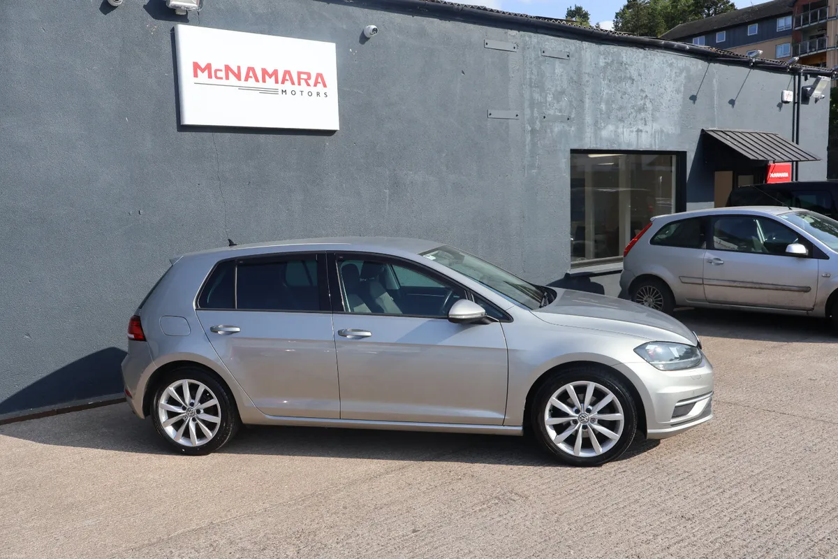 Volkswagen Golf Highline Huge Spec 1Owner From New - Image 2