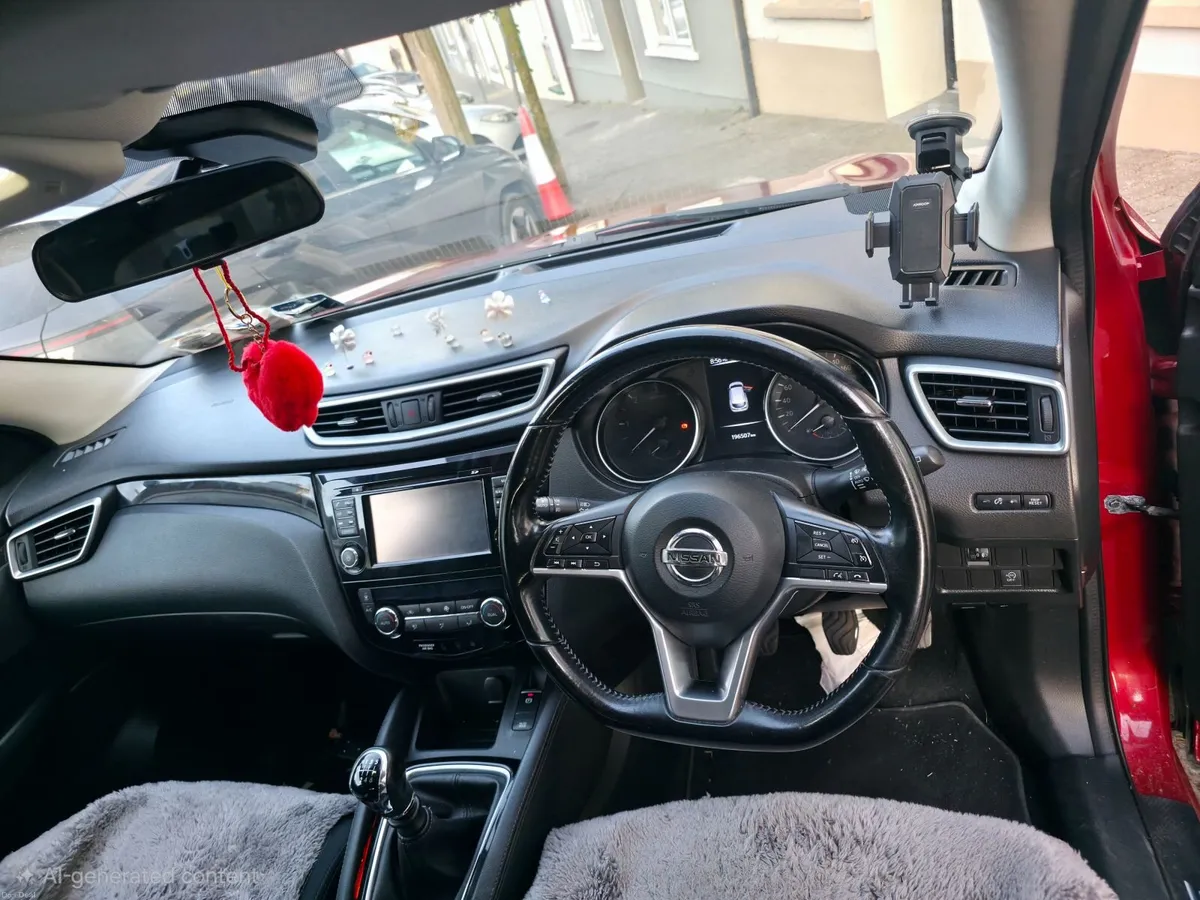 Nissan Qashqai 2017 - Image 2