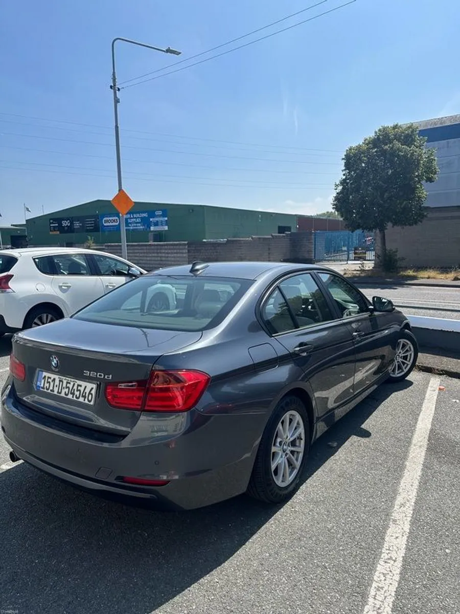 2015 Bmw 3-series - Image 2