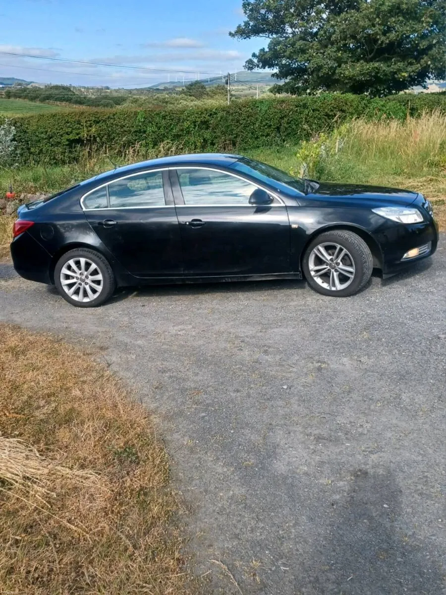 Car - Image 1