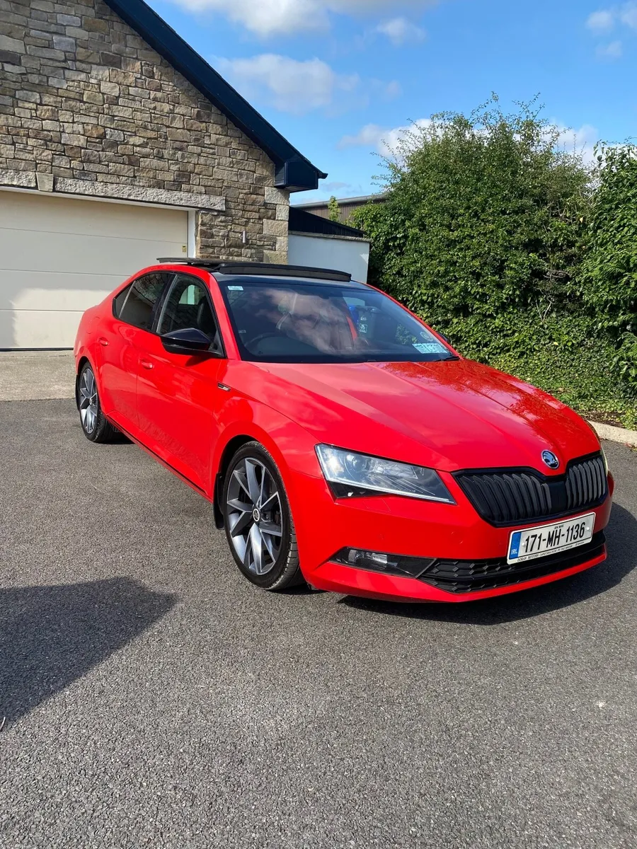 Skoda Superb 2017 - Image 1