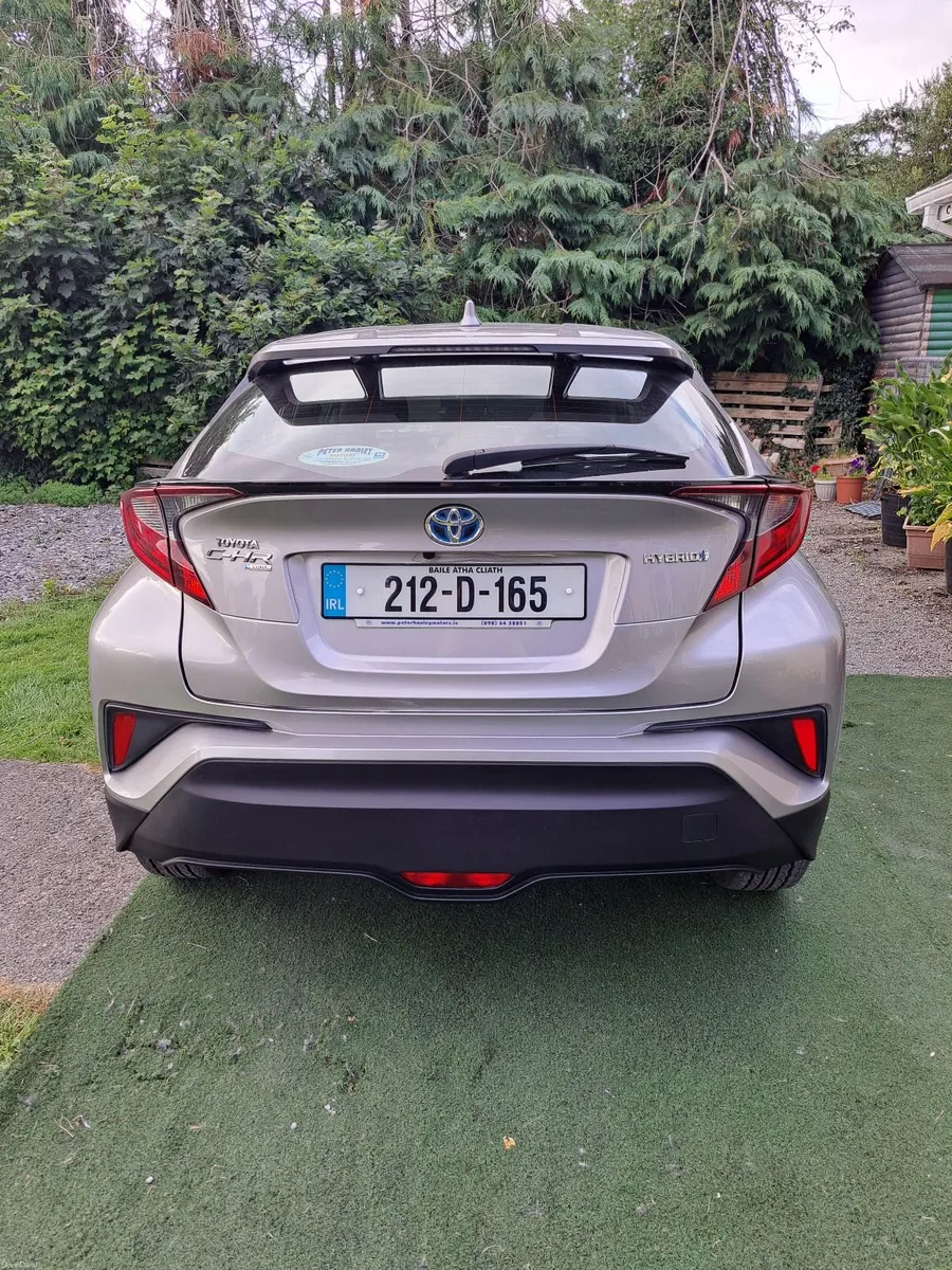 Toyota C-HR 2021 - Image 2