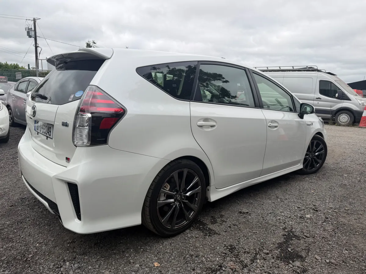Toyota Prius GR Hybrid Automatic - Image 4