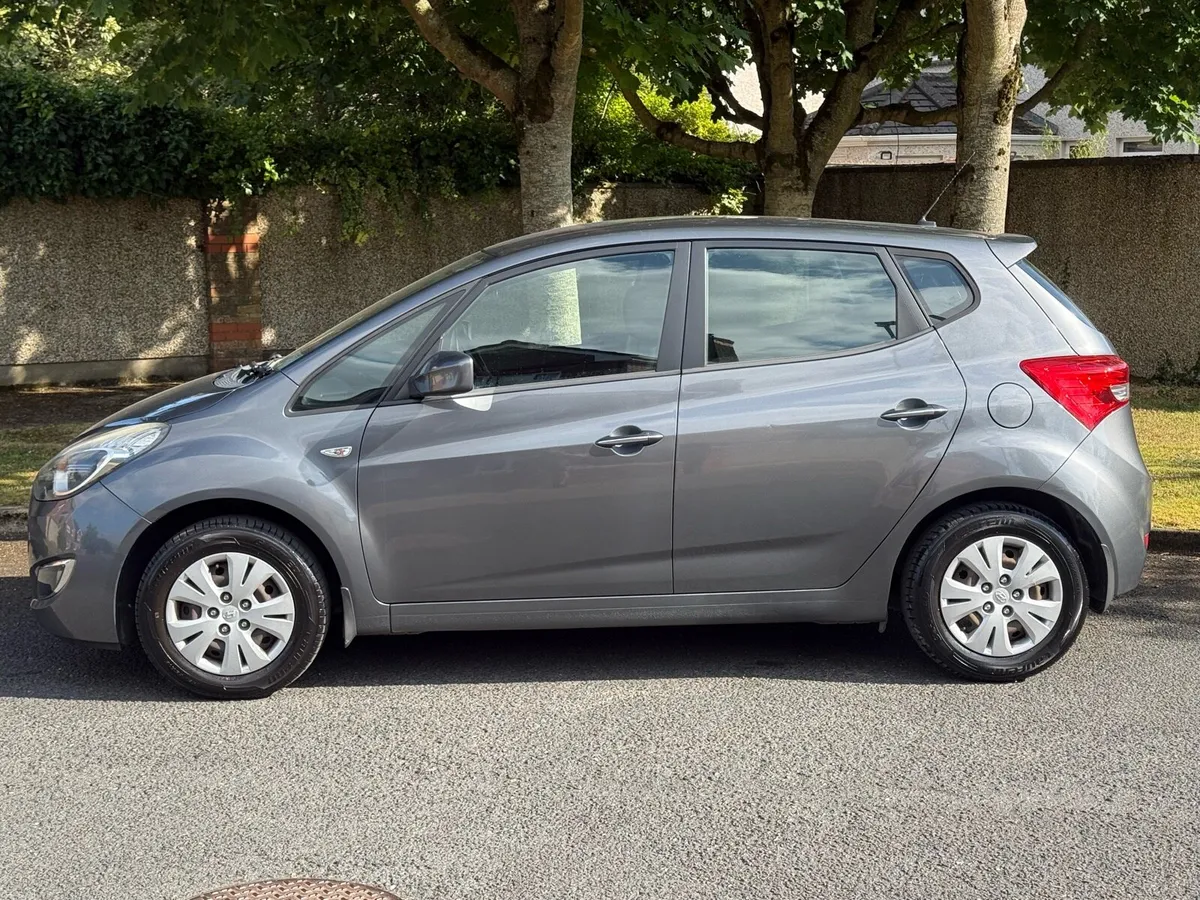 11 Hyundai ix20 NEW NCT 09/27 Tax 06/27 - Image 2
