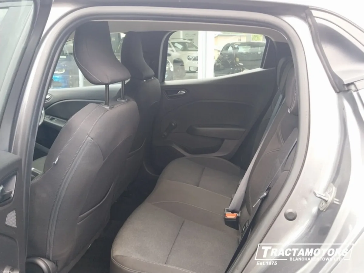 Renault Clio EQUILIBRE TCE 90  AUTO - Image 6