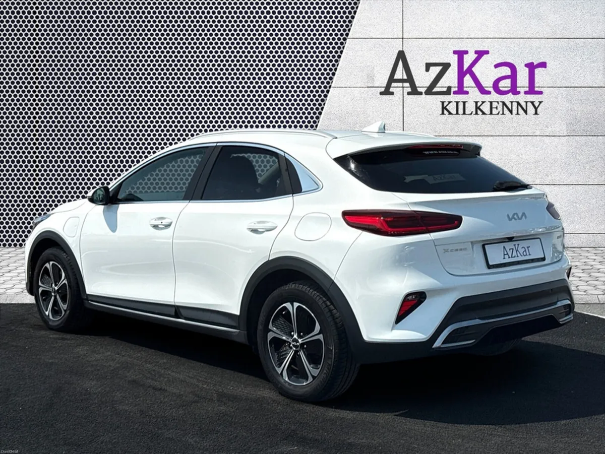 Kia XCeed 2023 1.6 PETROL PLUG IN HYBRID AUTOMATIC - Image 6