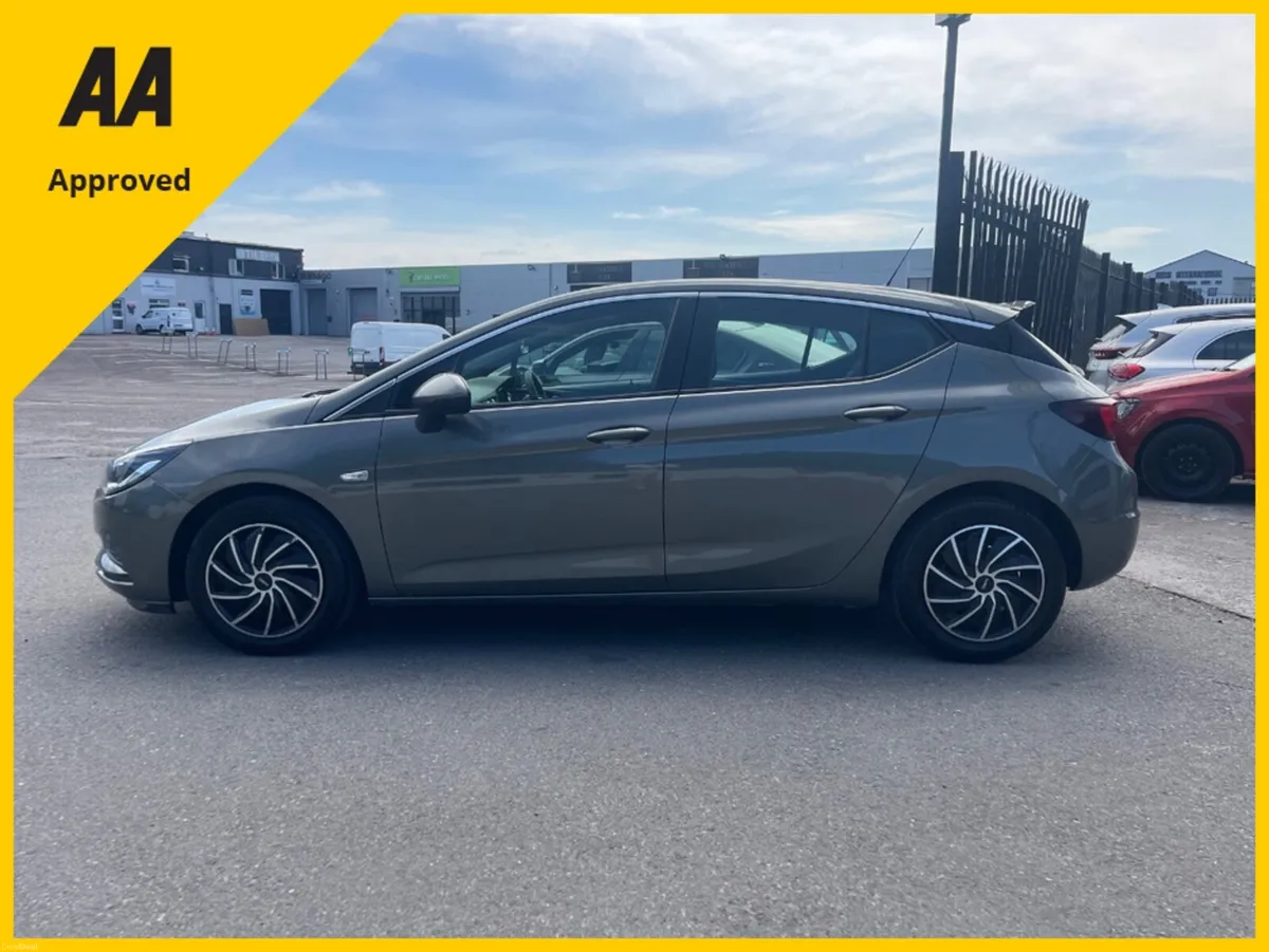Opel Astra SC 1.6 CDTI 110PS 5DR - Image 3