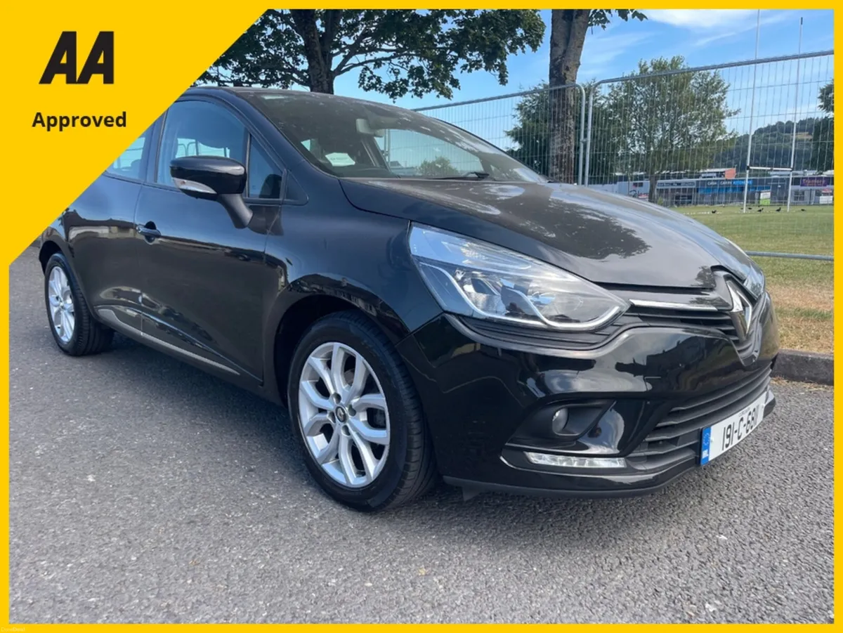 Renault Clio IV DYNAMIQUE NAV TCE 90 M 4DR - Image 1