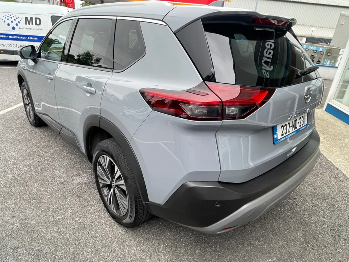 Nissan X-Trail EP SV PREMIUM 5 SEAT 5DR AUTO - Image 4
