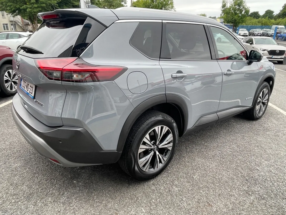 Nissan X-Trail EP SV PREMIUM 5 SEAT 5DR AUTO - Image 3