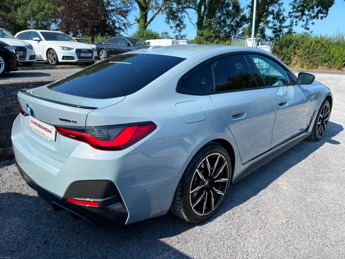 BMW i4 EDRIVE40 M SPORT 340 BHP (PRO PACK) - Image 2