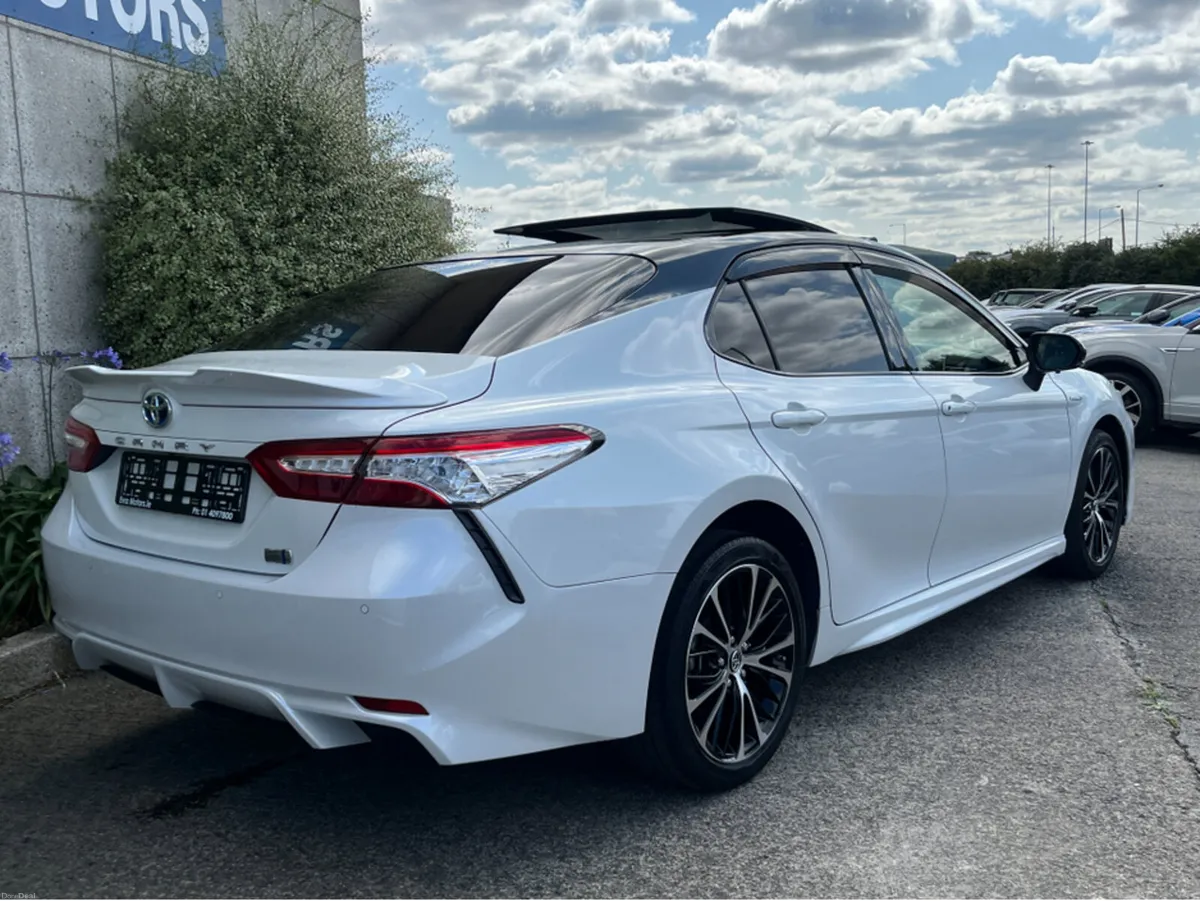 Toyota Camry WS AUTOMATIC HYBRID 2.5 PETROL //HIGH - Image 4