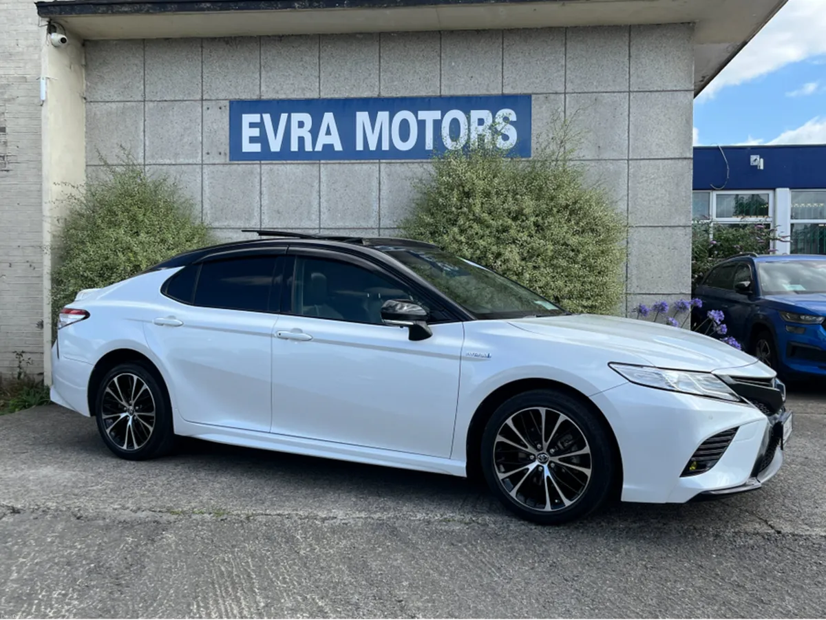 Toyota Camry WS AUTOMATIC HYBRID 2.5 PETROL //HIGH - Image 3
