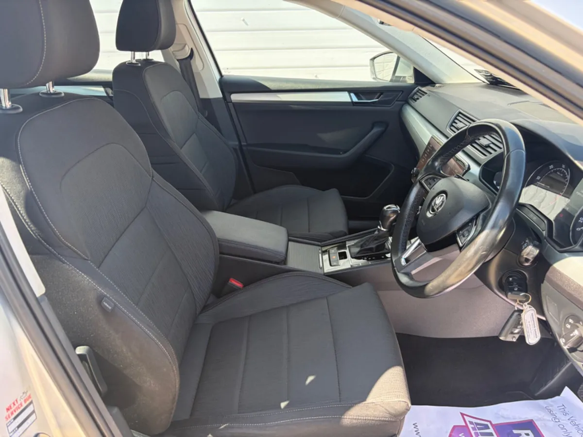 Skoda Superb AMBITION 2.0 TDI 150HP DSG 4DR AUTO - Image 3