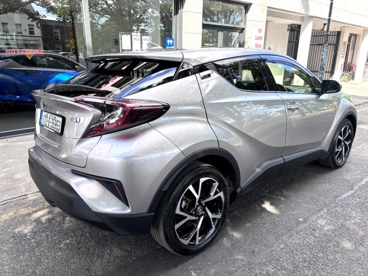 Toyota C-HR 1.8 Hybrid G Spec 5Dr - Image 2