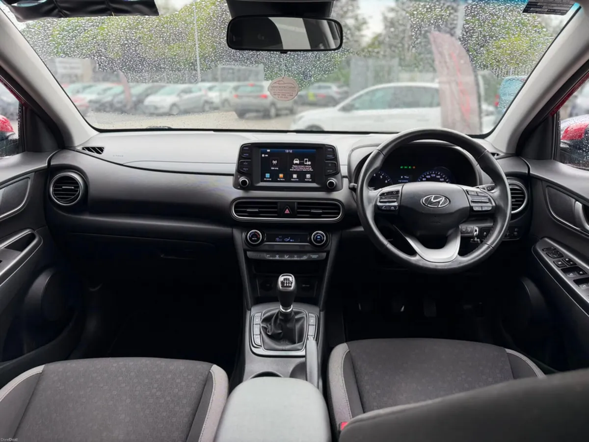 Hyundai KONA 1.0T EXECUTIVE 5DR - Image 3