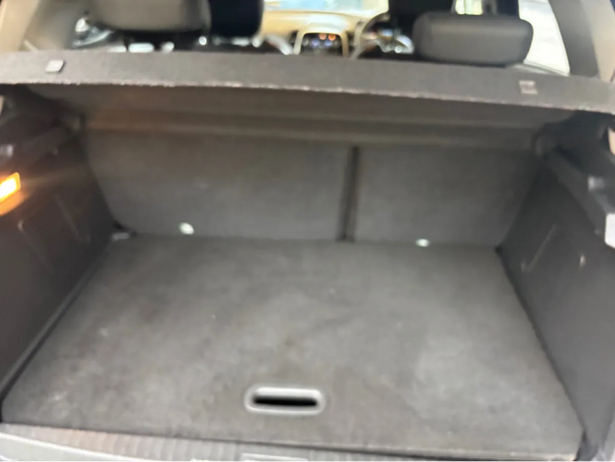 Renault Captur PLAY TCE 90 MY18 4DR - Image 2