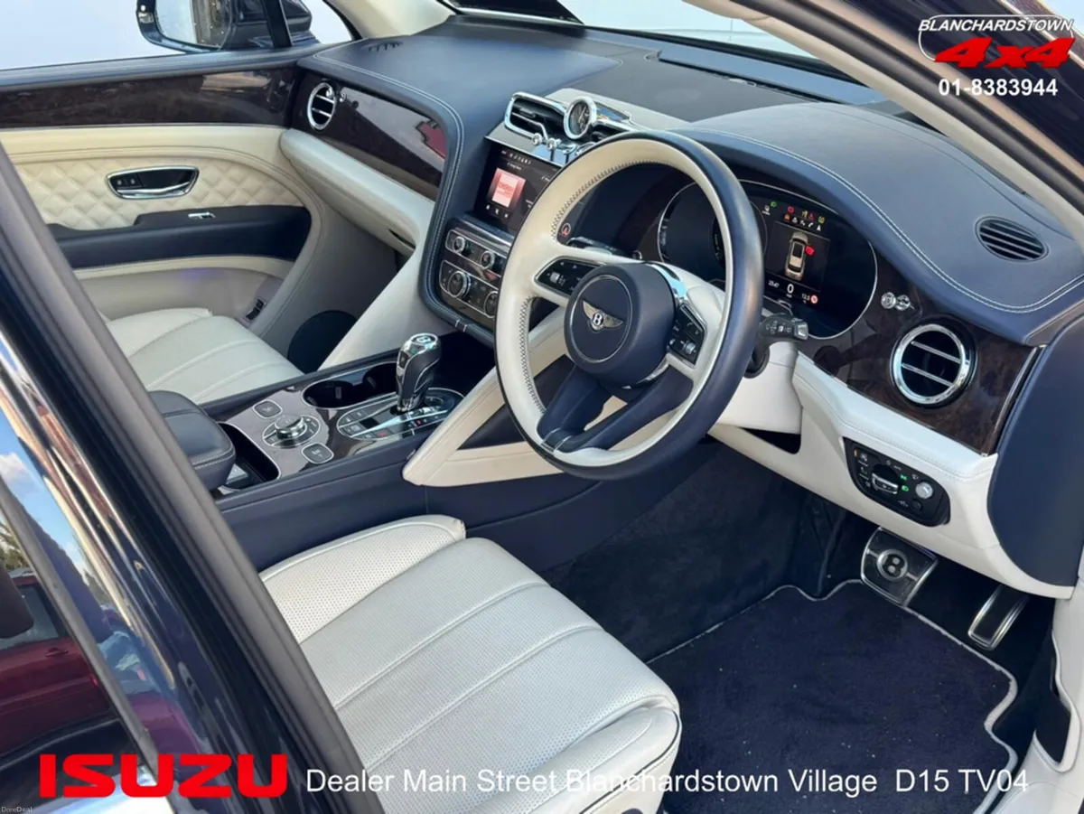 Bentley Bentayga V6 HYBRID AUTOMATIC - Image 4