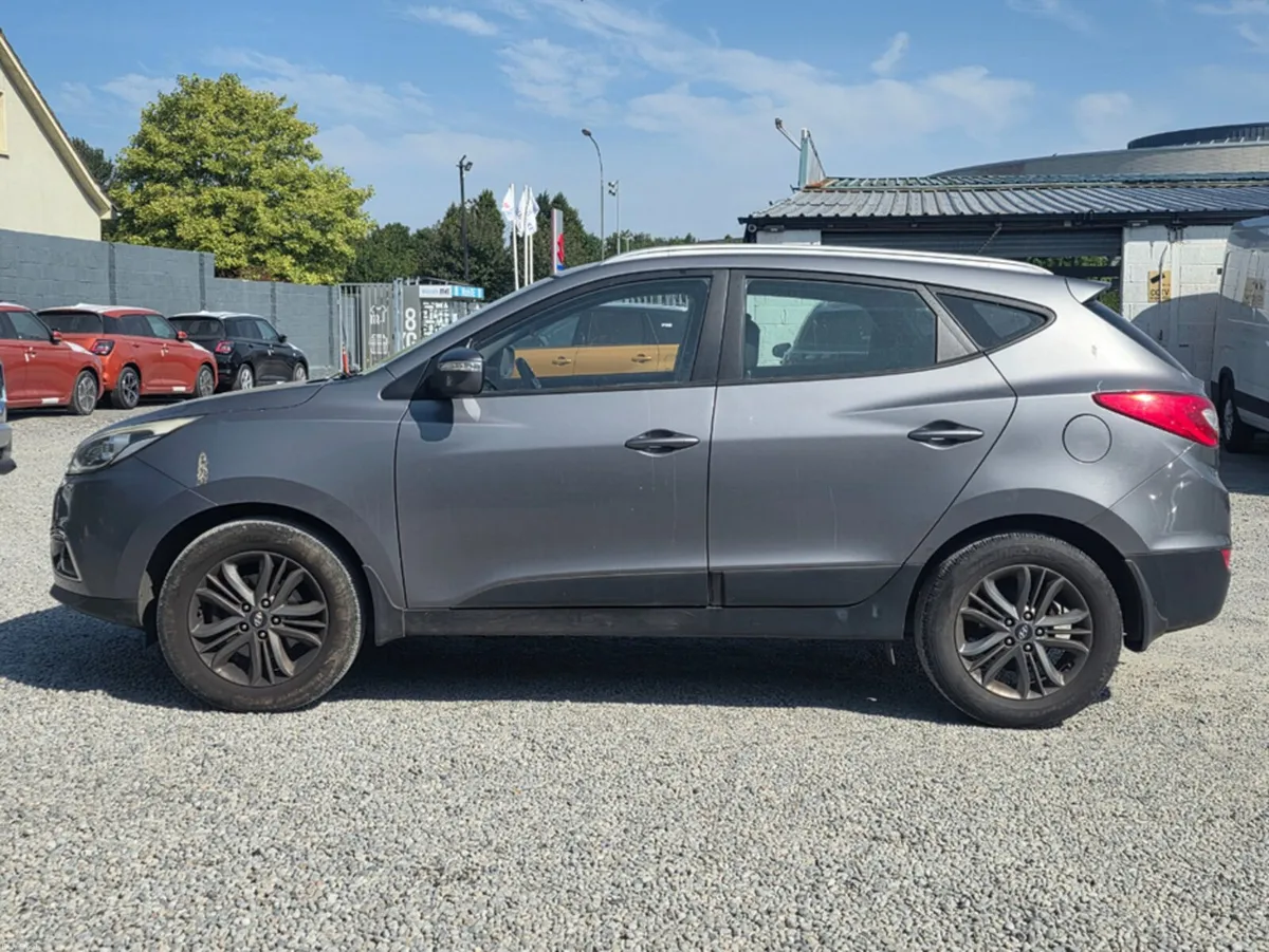 Hyundai ix35 1.7 EXECUTIVE 4DR - Image 4