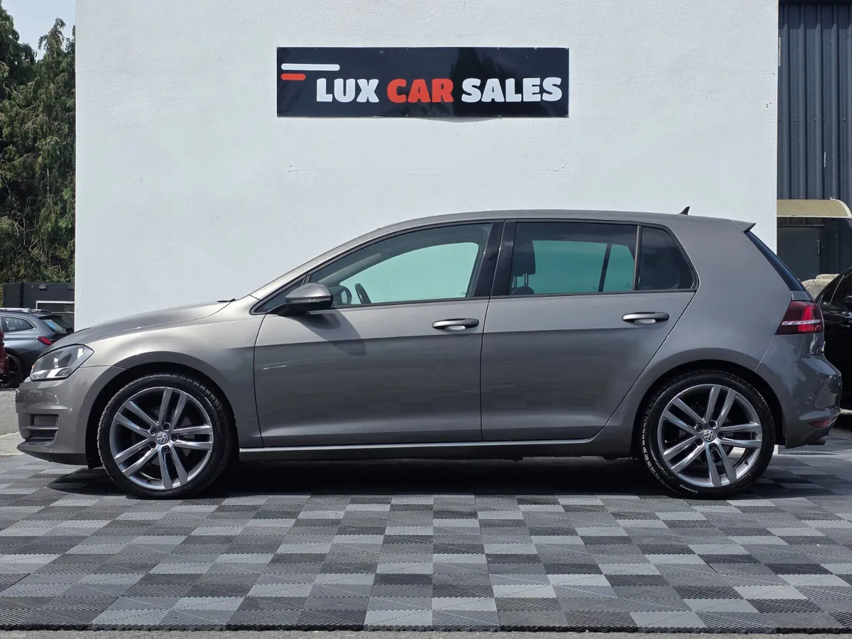 2017 Volkswagen Golf 1.6 TDI HIGHLINE // SAT NAV - Image 3