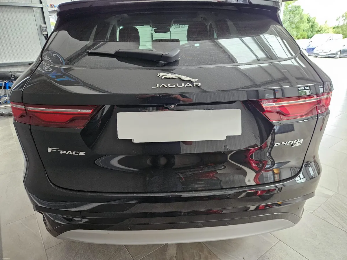 221 JAGUAR F-PACE S EDITION PLUG IN HYBRID - Image 6