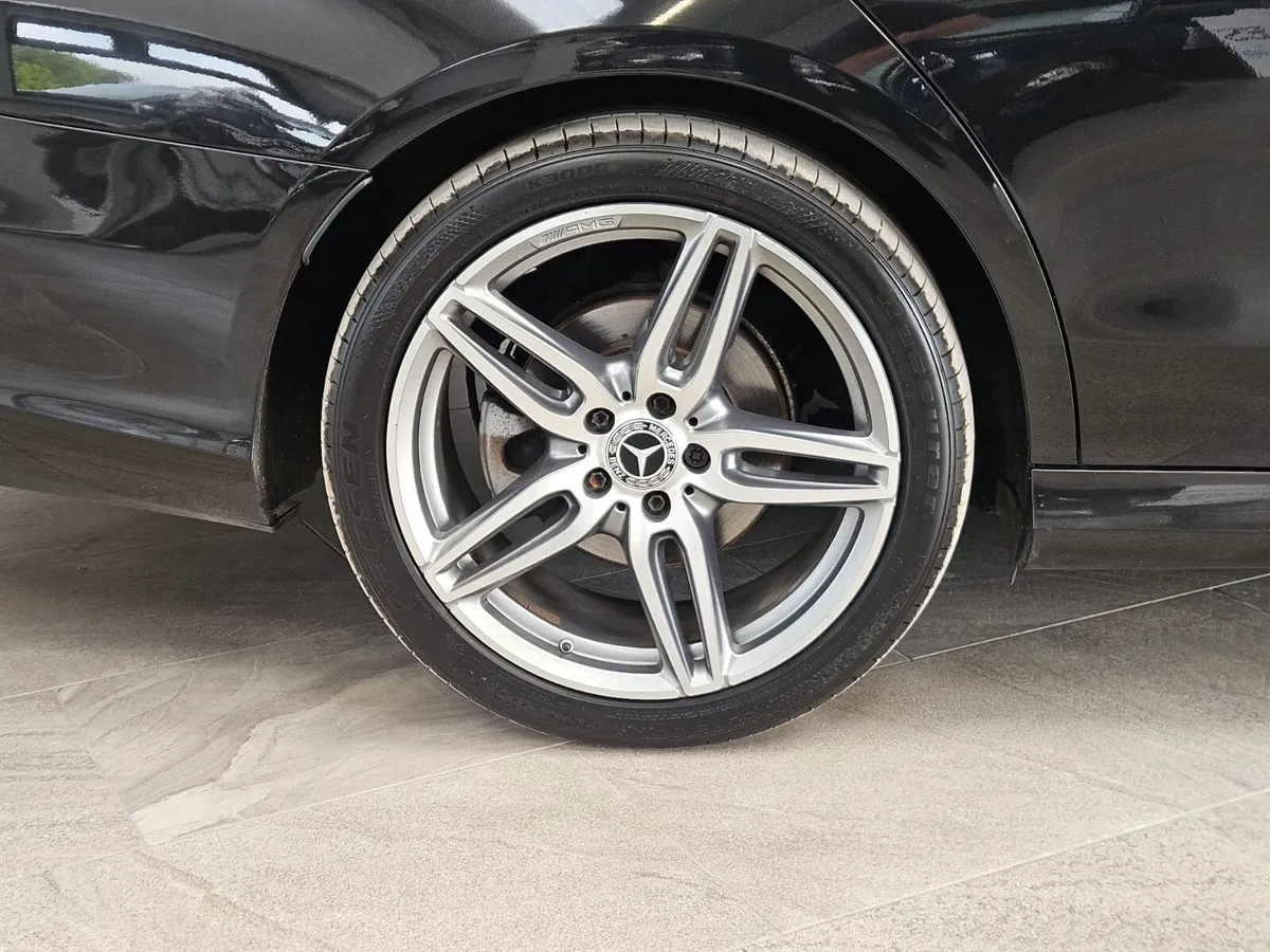 17 MERCEDES BENZ E-CLASS 220 AMG LINE - Image 6