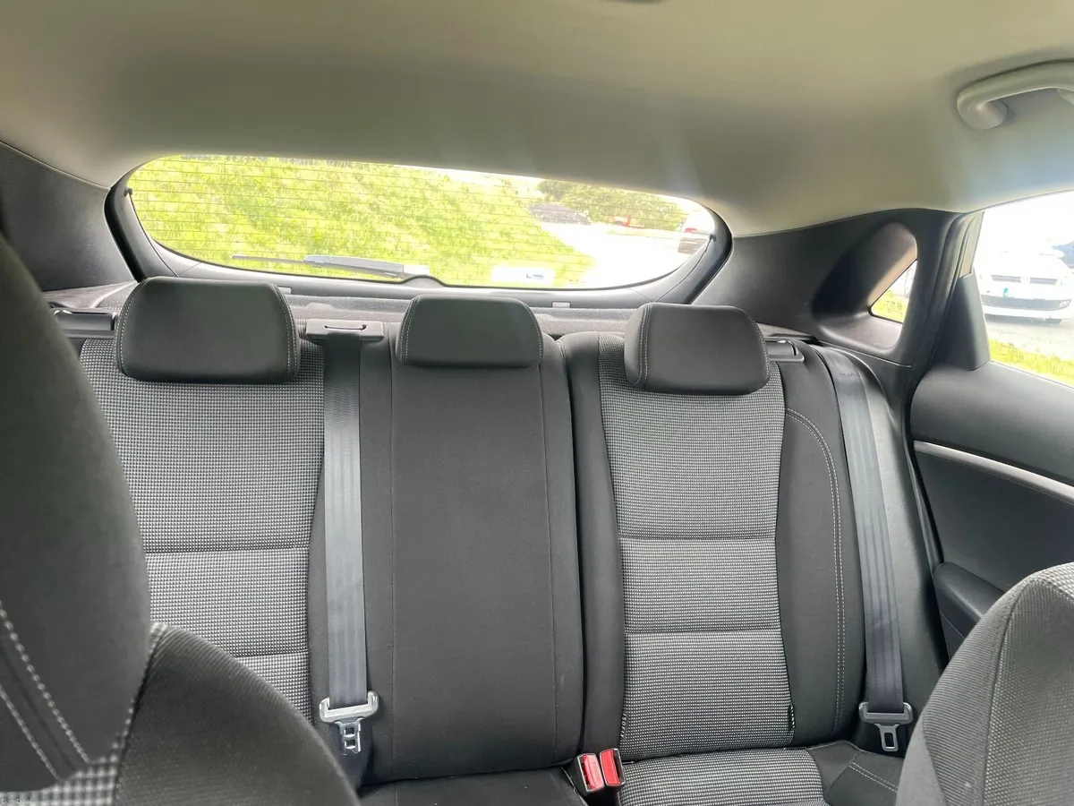Hyundai i30 2013 - Image 6