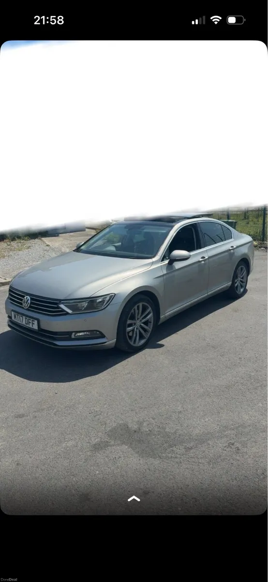 2017 2.0L Volkswagen Passat - Image 1