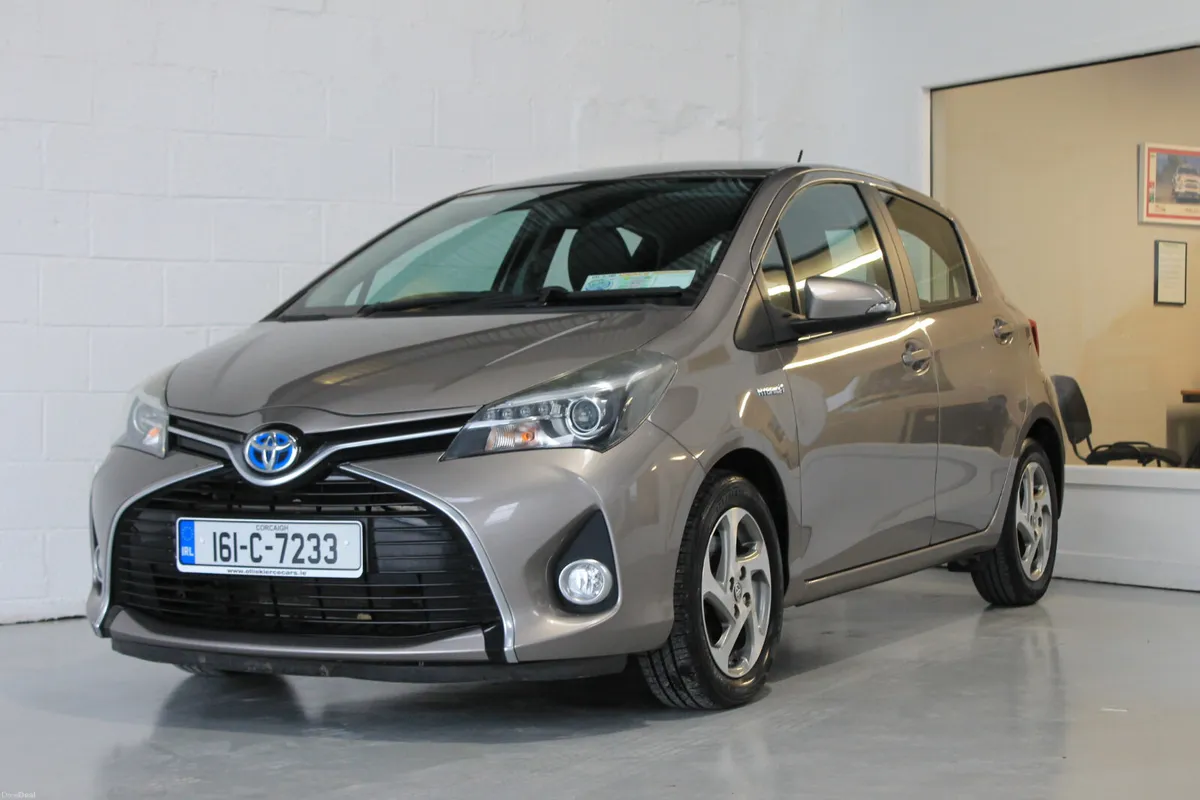 Toyota Yaris 2016, Hybrid Automatic Irish Car - Image 1