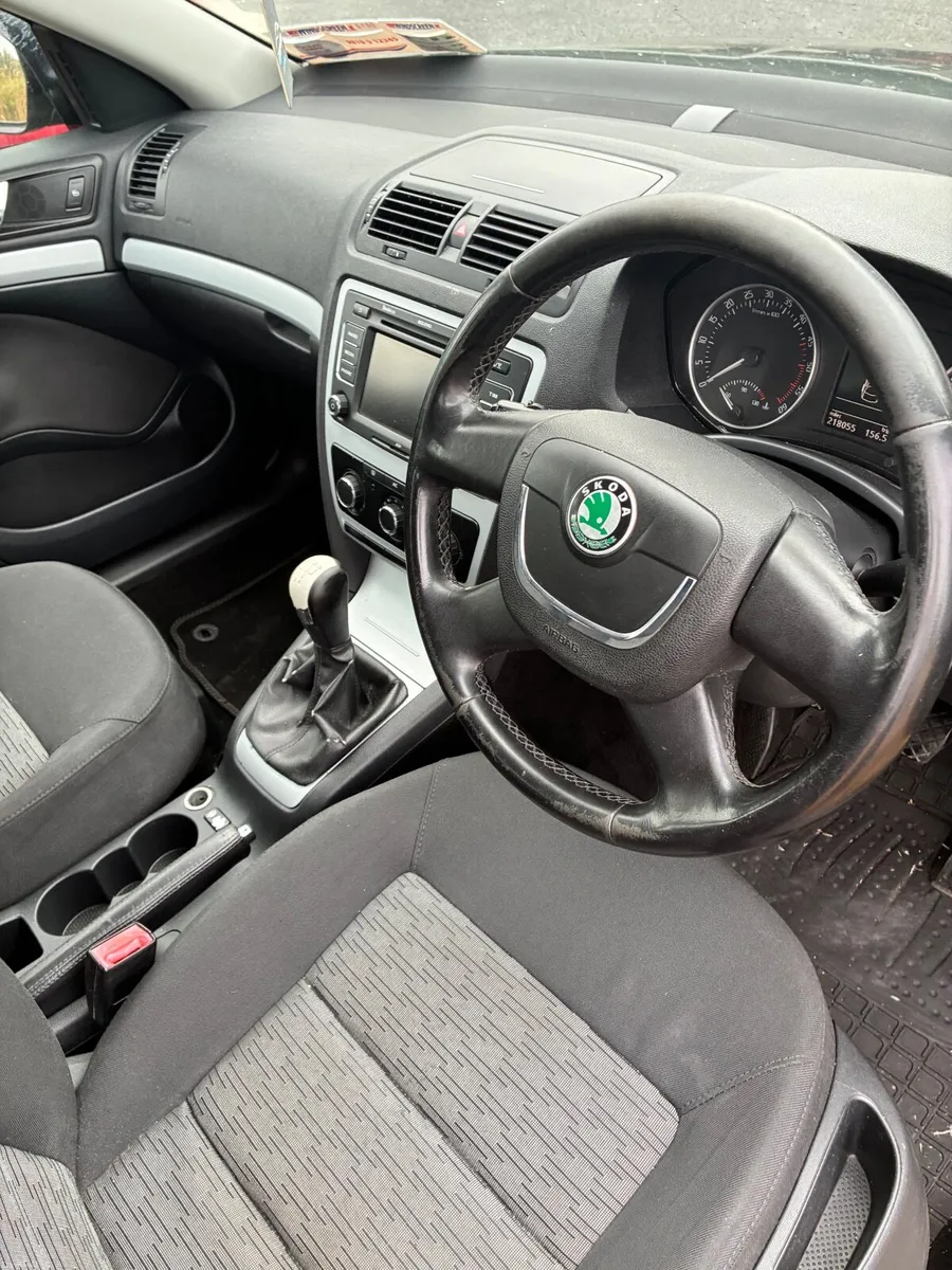 Skoda Octavia 2010 - Image 3