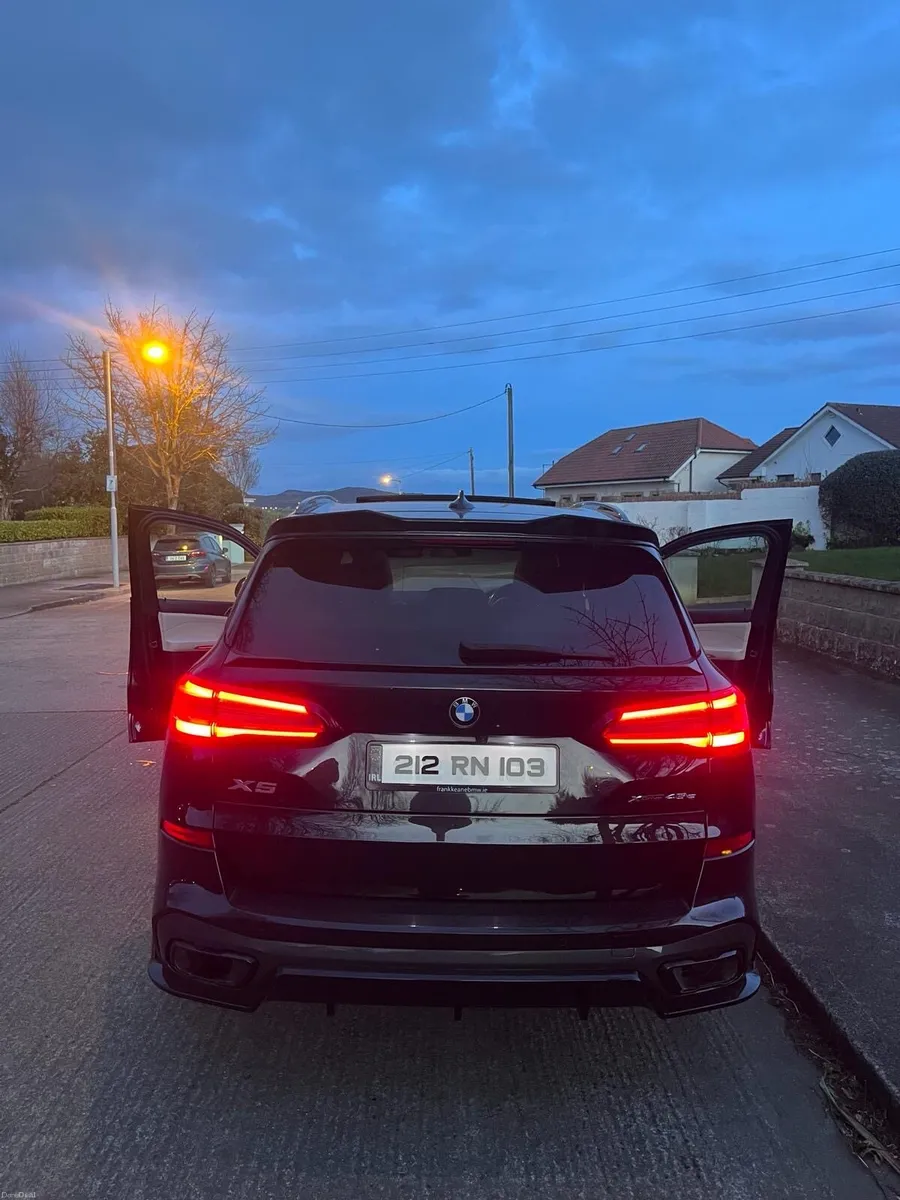 BMW X5 HYBrid - Image 2