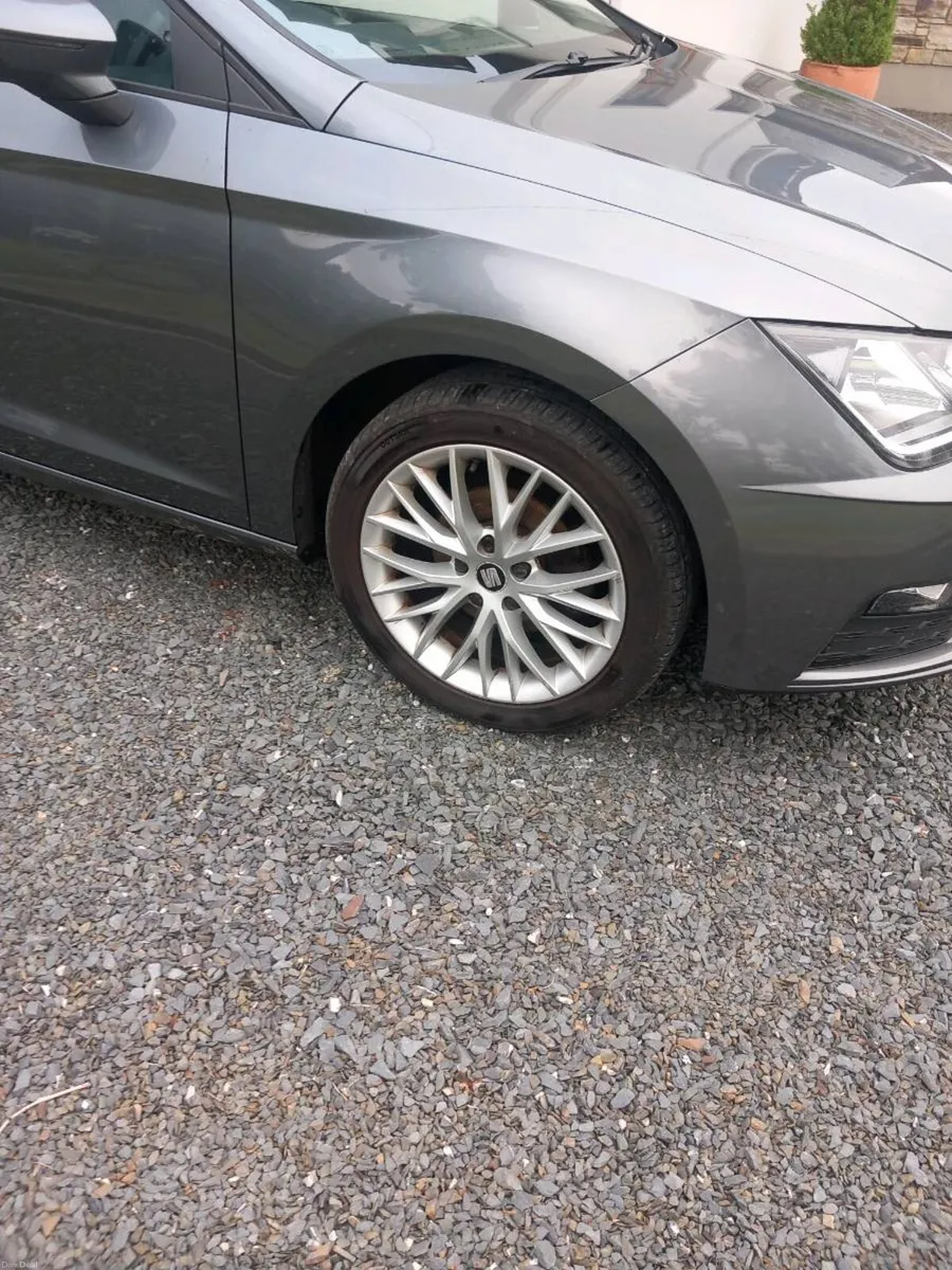 Seat Leon - Image 4