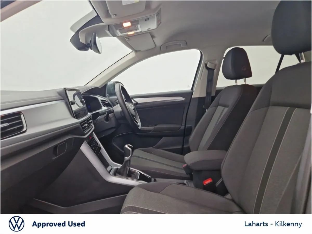 Volkswagen T-Roc LIFE 1.0 TSI 110HP - Image 4