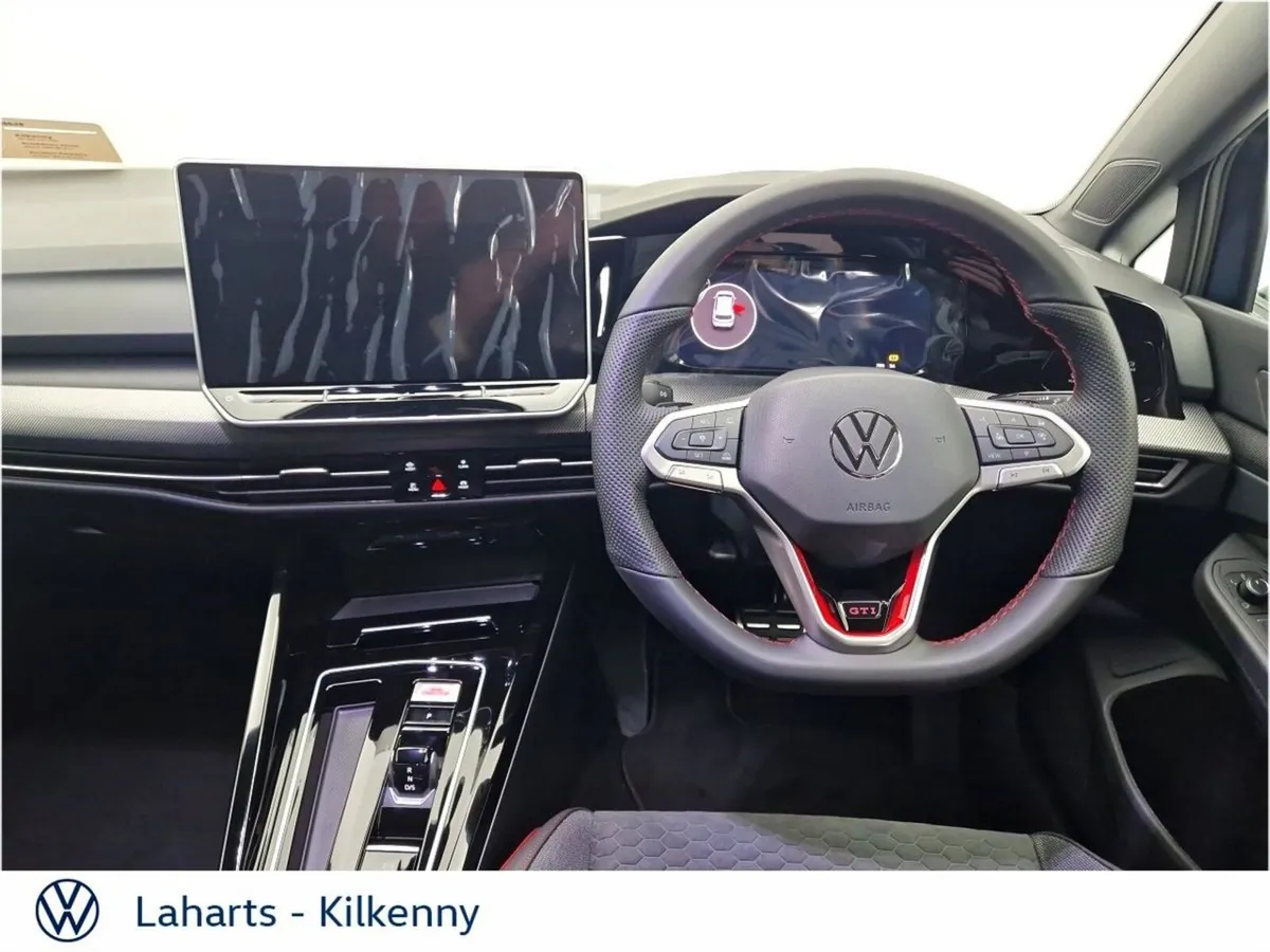 Volkswagen Golf GTI CLUBSPORT 2.0TSI 5DR 300HP DSG - Image 4