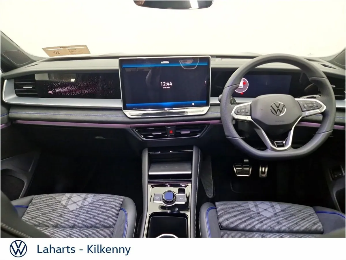 Volkswagen Tayron R-LINE 75 1.5TSI 204HP DSG PHEV - Image 4