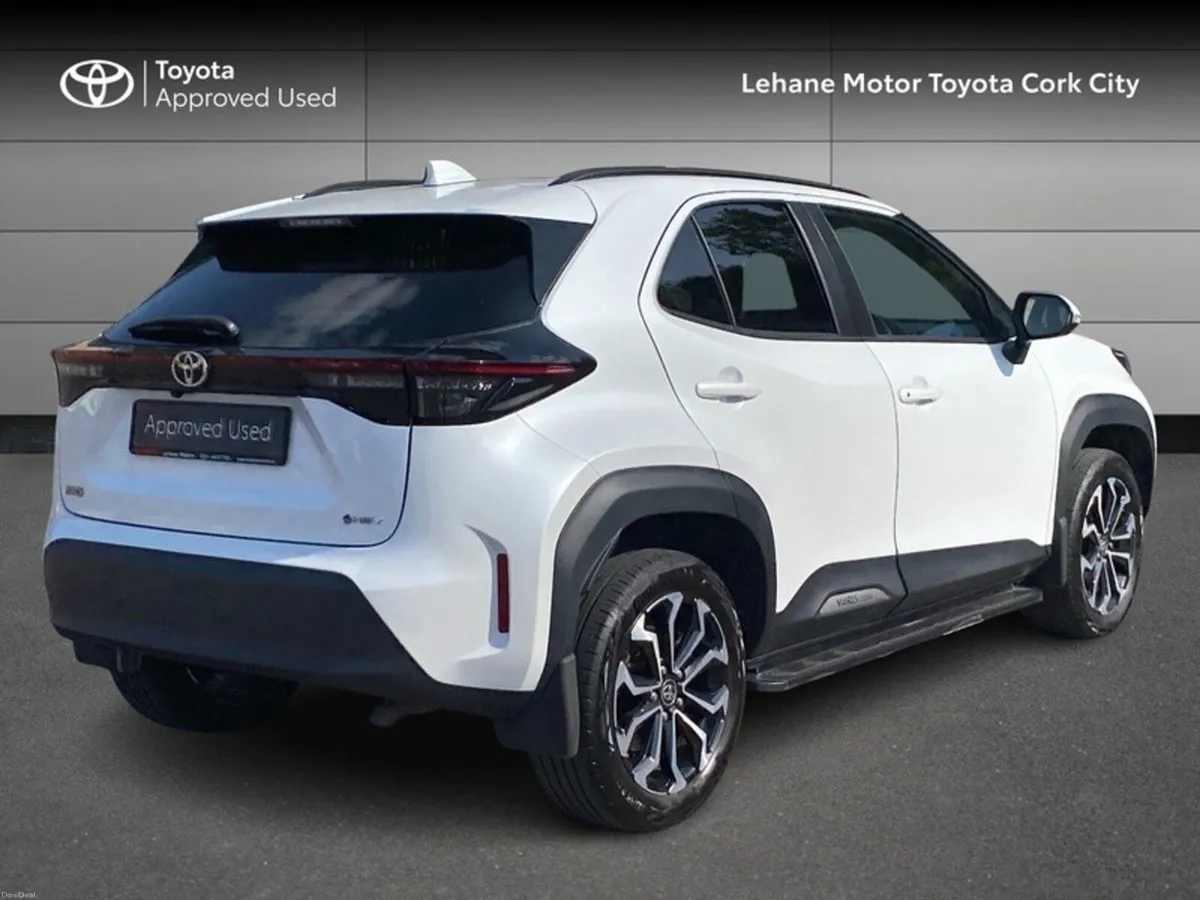 Toyota Yaris Cross YARIS CROSS L-SPORT MONO - Image 2