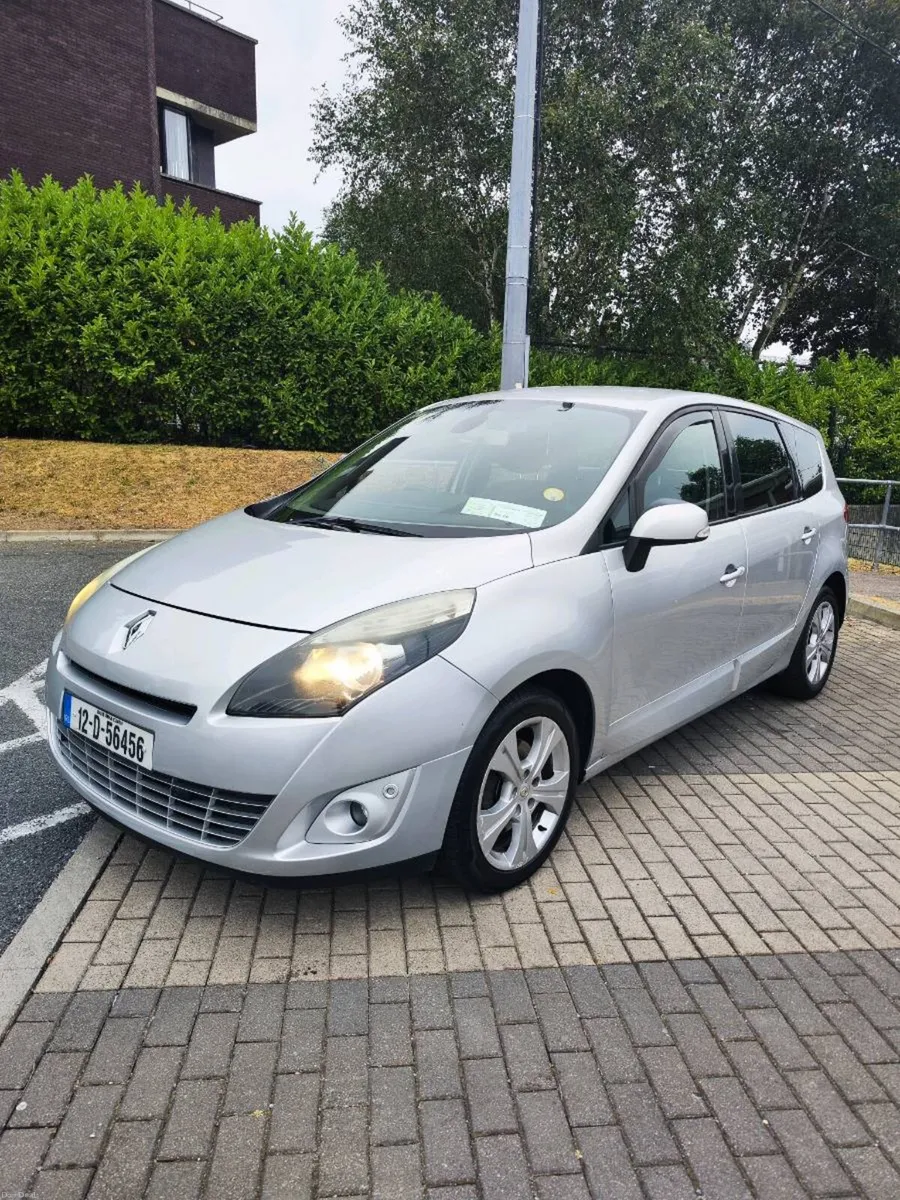 Renault Gran Scenic 1.5dci - Image 2