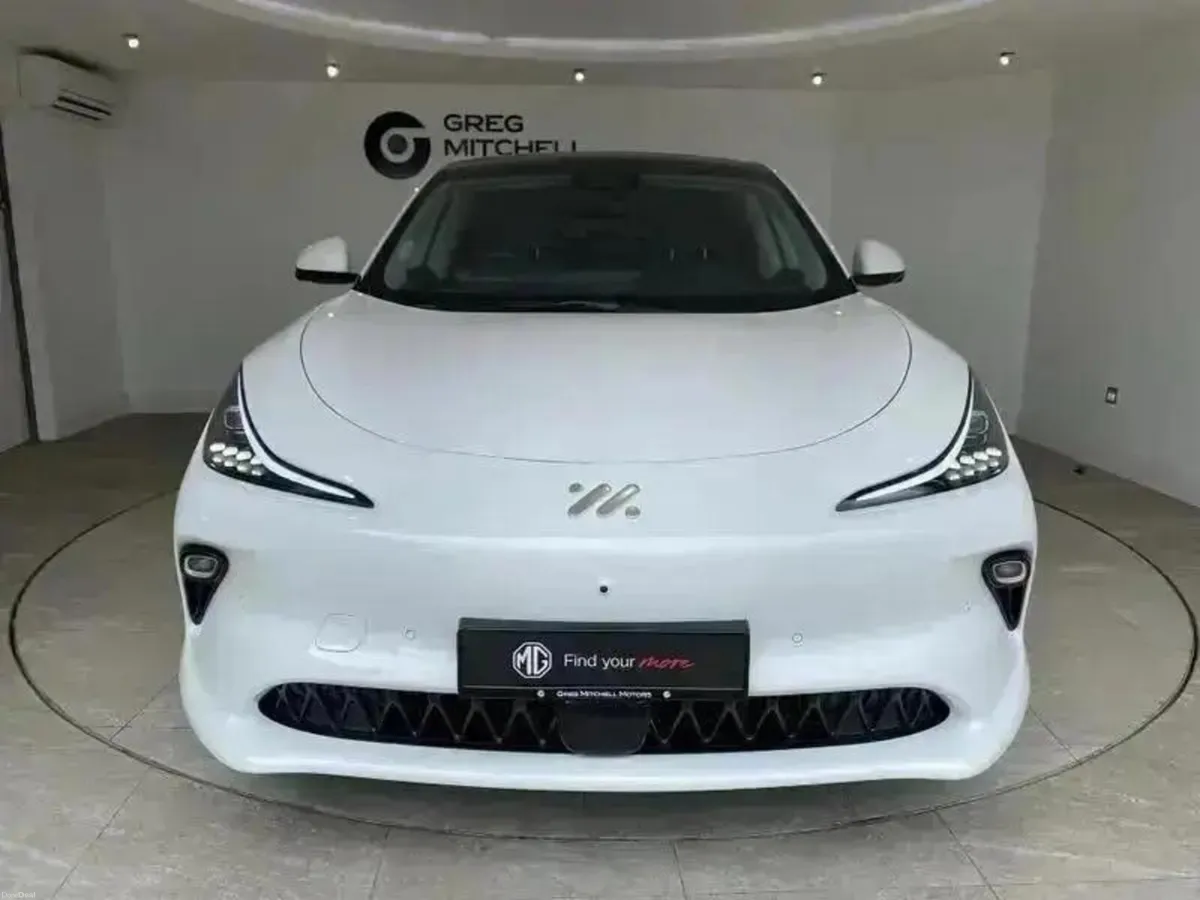 MG IM6 553kW Launch Edition 100kWh 5dr AWD Auto - Image 2