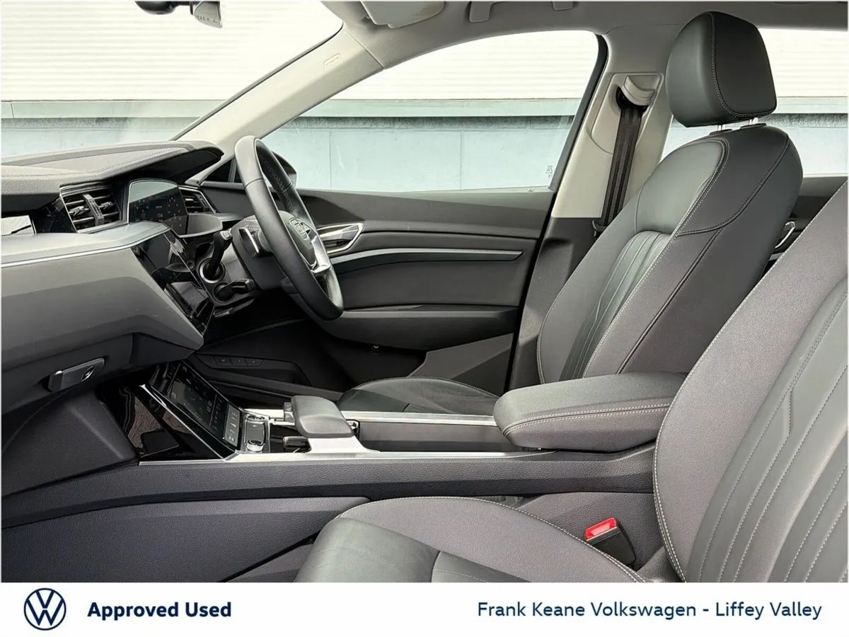 Audi Q8 e-tron SPORT 50 QUATTRO 95KWH 340BHP *PRIV - Image 4